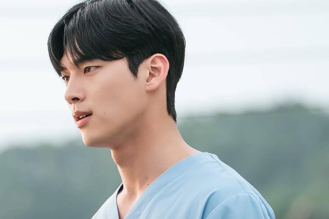 still cut drakor Doctor on the Edge