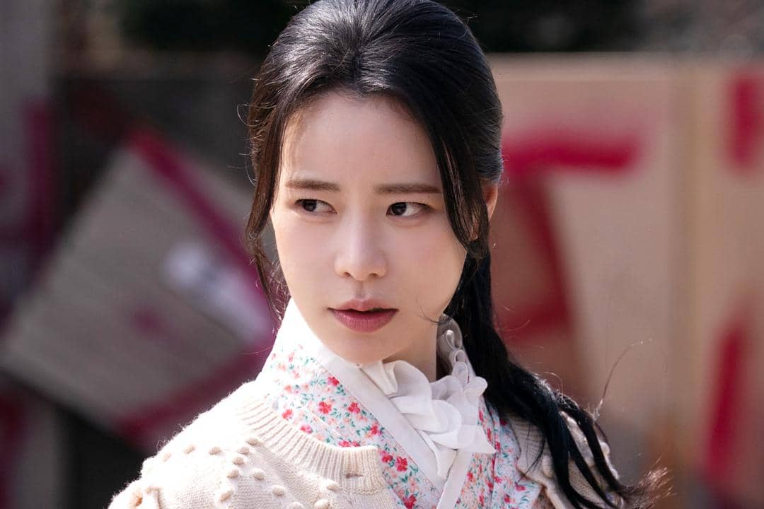 12 Drakor 2026 Dibintangi Pemain The Tale of Lady Ok, Rating Tinggi!