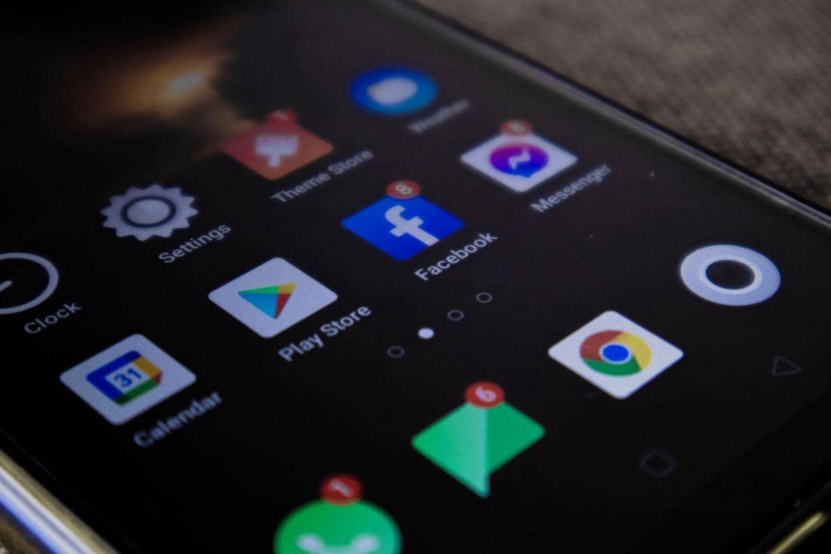 5 Aplikasi Berguna untuk Android yang Sayangnya Tak Ada di Play Store