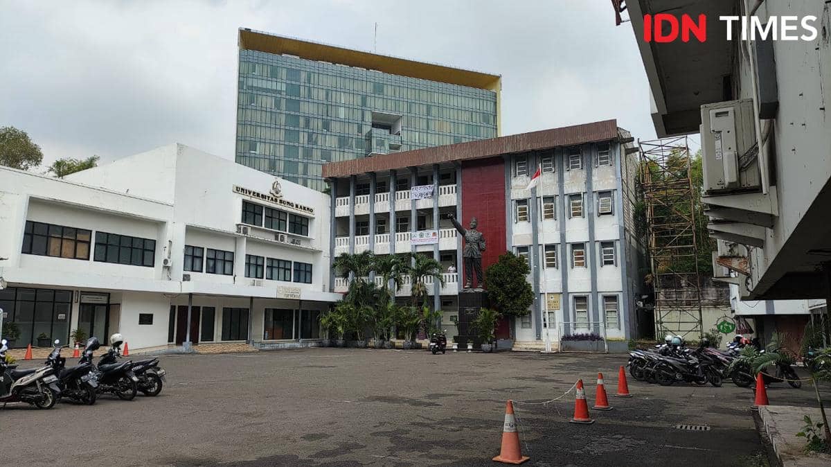 Suasana kampus Universitas Bung Karno (UBK) di kawasan Jakarta Pusat (23/6/2026). (IDN Times/Yosafat Diva Bayu Wisesa)