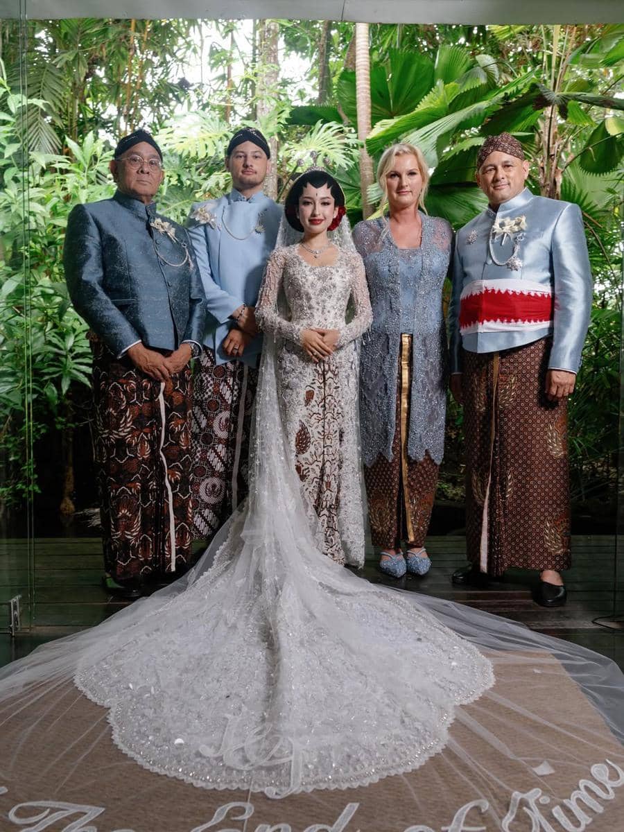 Brigitte Hubner, mertua Jennifer Coppen, di pernikahan Justin Hubner dan Jennifer Coppen