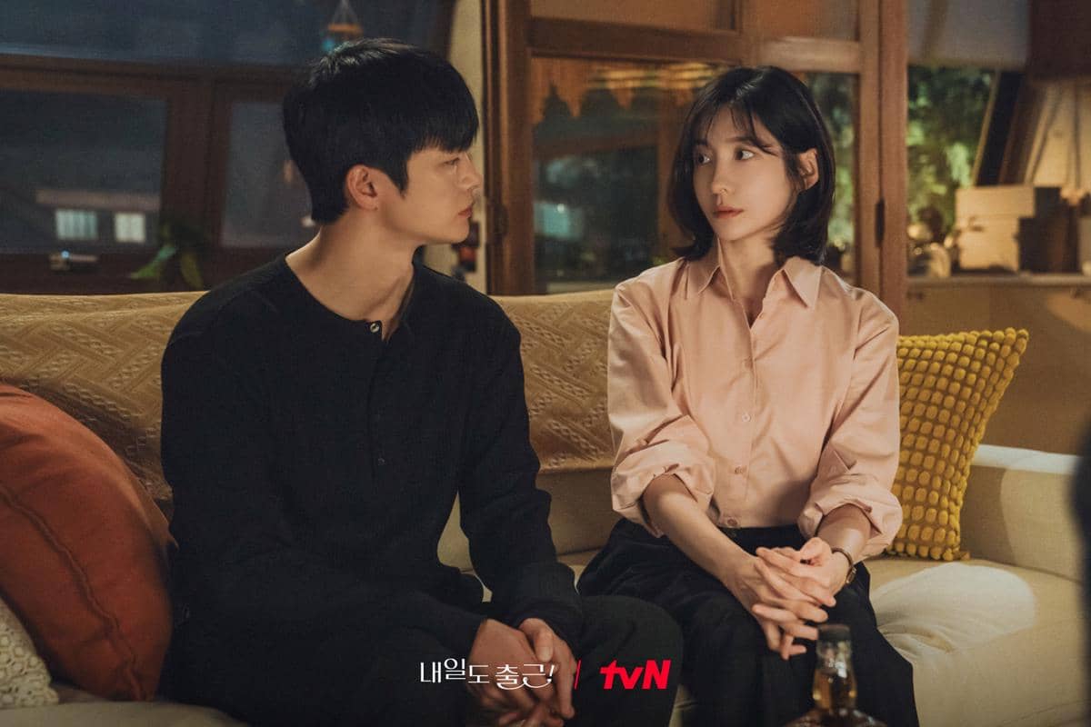 7 Bukti Si Woo Mengincar Ji Yoon di See You At Work Tomorrow!