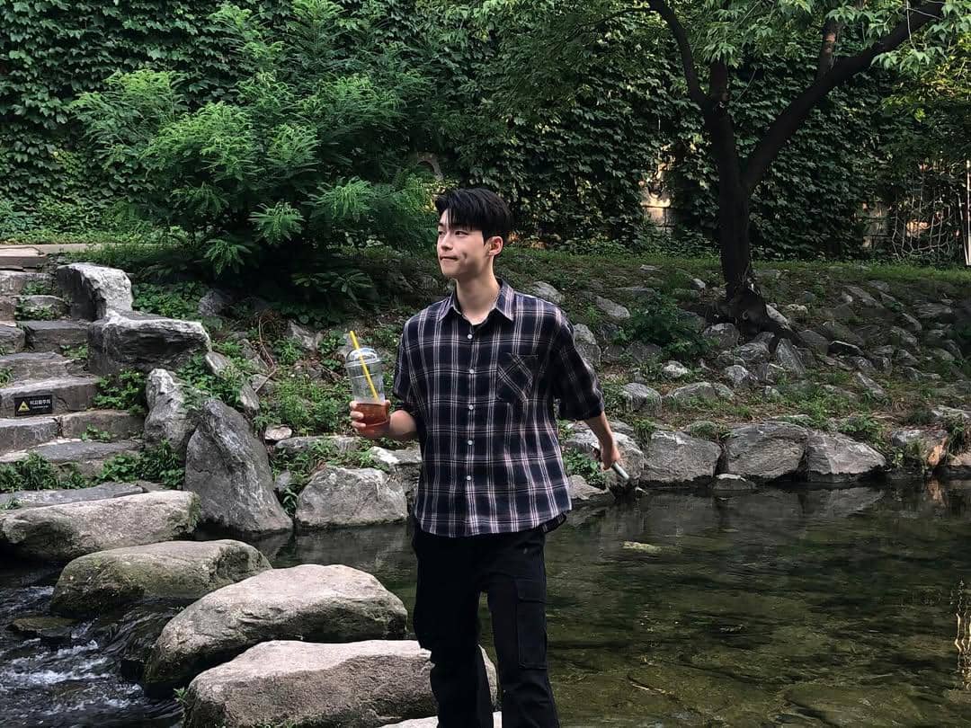 referensi style untuk study tour ala Kim Kang Min