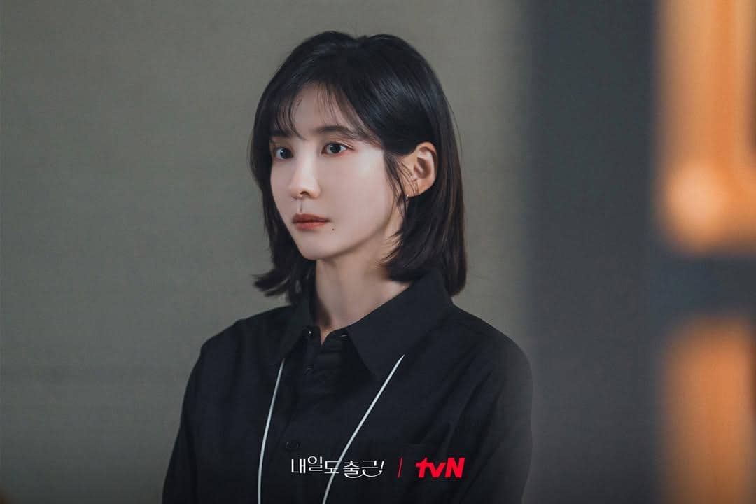 4 Kondisi Relatable Ji Yoon di Pekerjaan di See You At Work Tomorrow