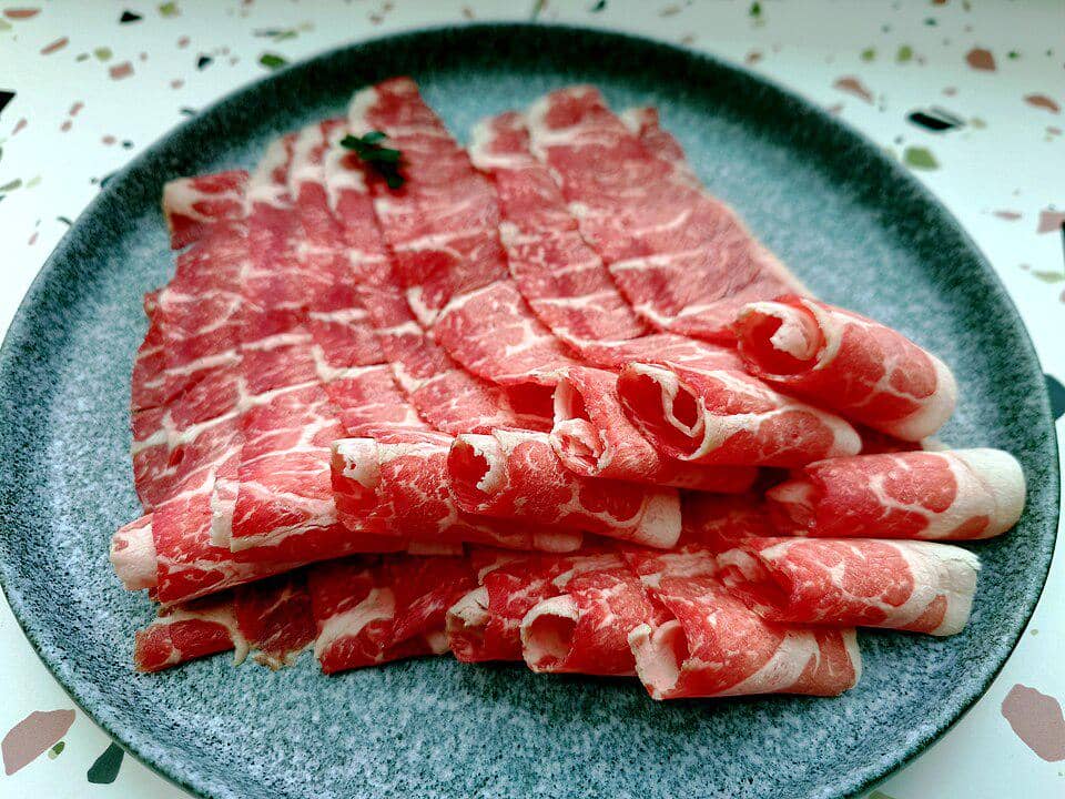 ilustrasi beef slices