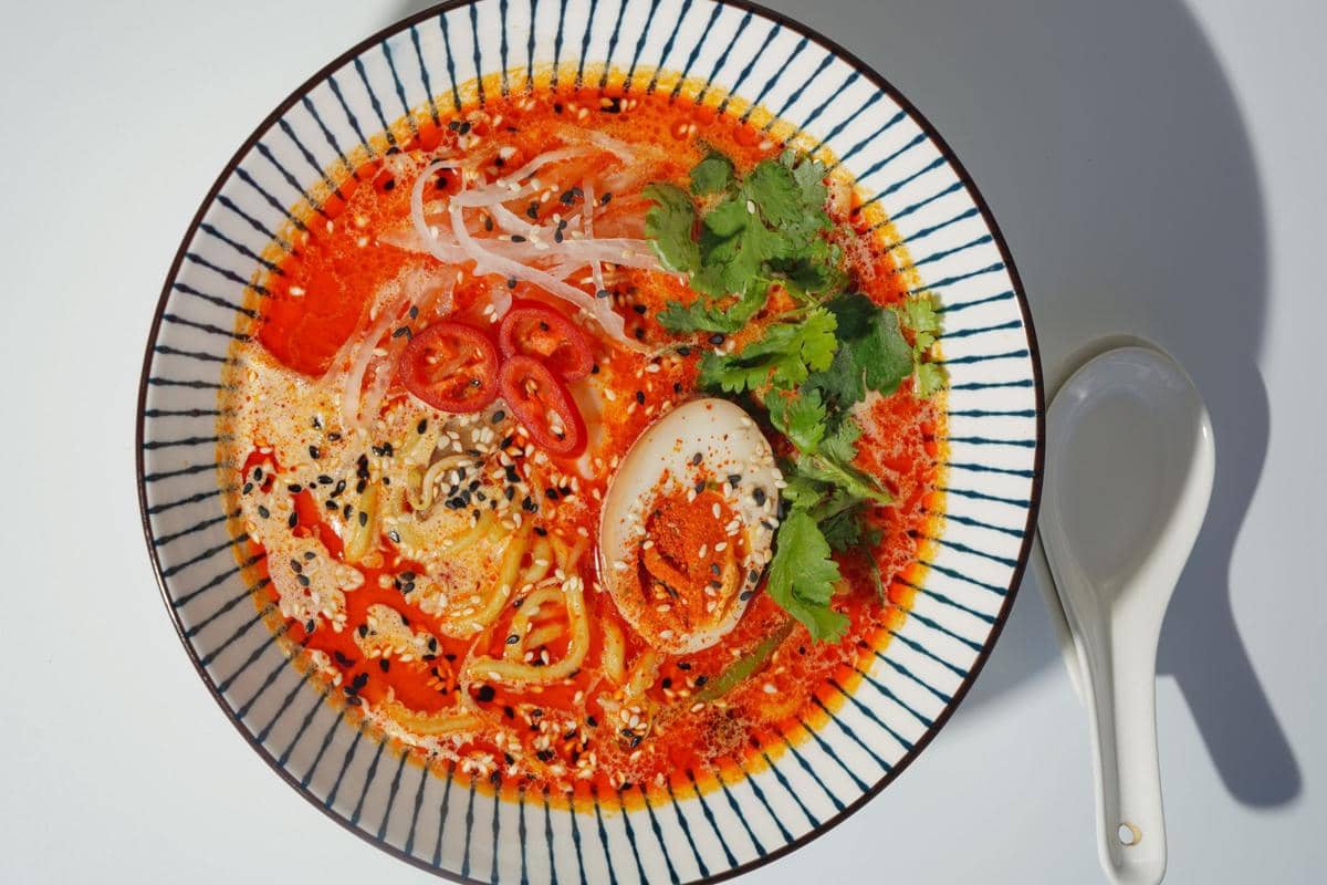 Resep Chili Oil Wonton Ramen, Kenyang dan Bikin Puas!