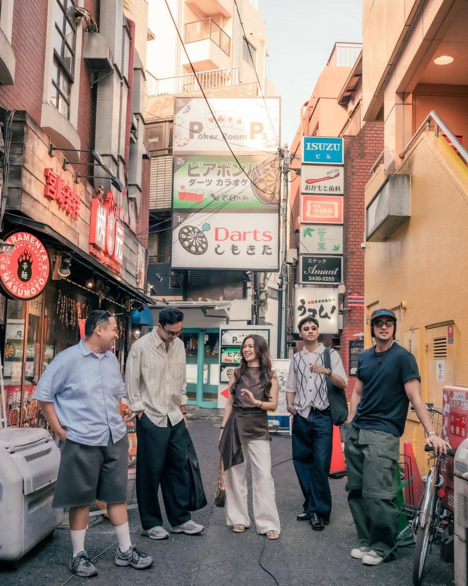 Omar Daniel jalan-jalan di Shimokitazawa
