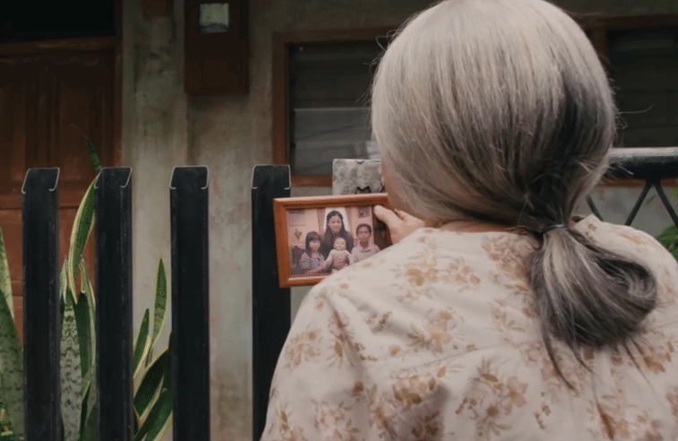 Pelajaran yang Bisa Dipetik dari Trailer Jangan Buang Ibu, Bikin Haru!