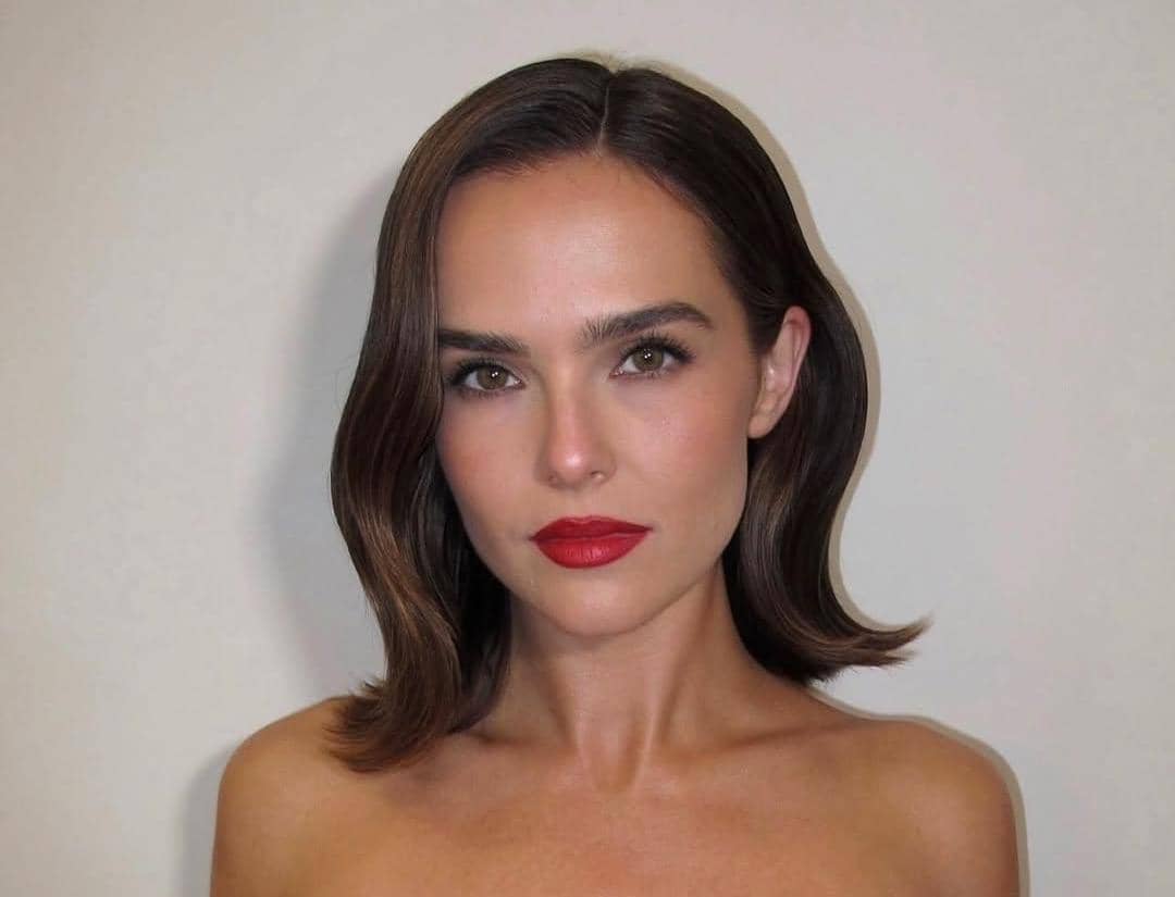 Ide makeup ala Zoey Deutch