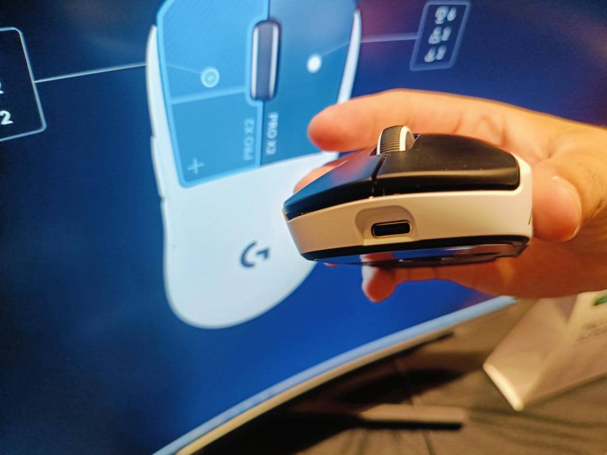 Logitech G PRO X2 SUPERSTRIKE 