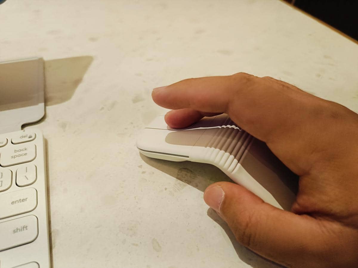 Logitech Mobi Fold 