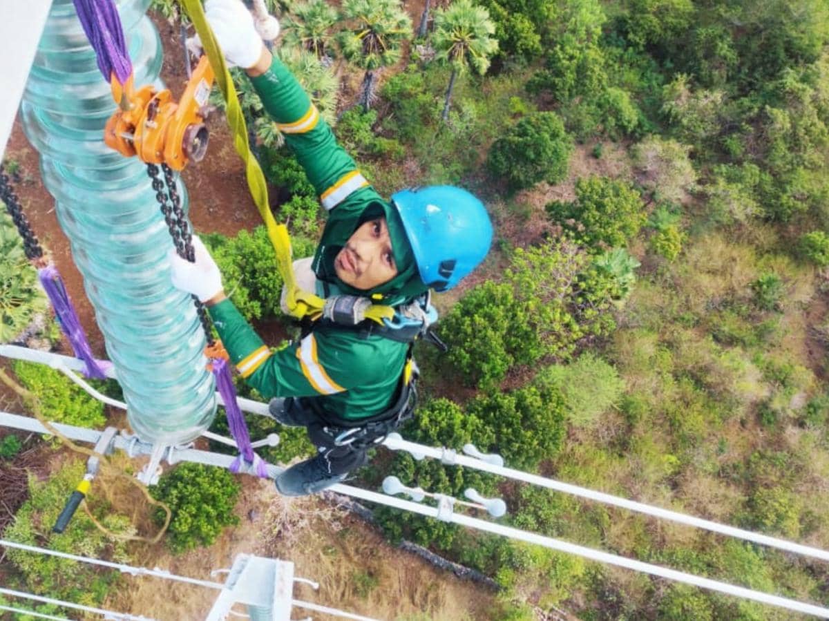 PLN Temukan Komponen Berkarat di Jalur Listrik Panaf-Bolok Kupang