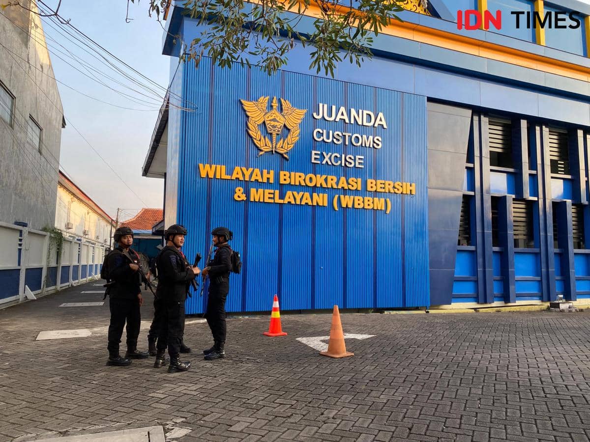 Kantor Bea Cukai Juanda Digeledah Polisi, Dugaan Impor HP Ilegal