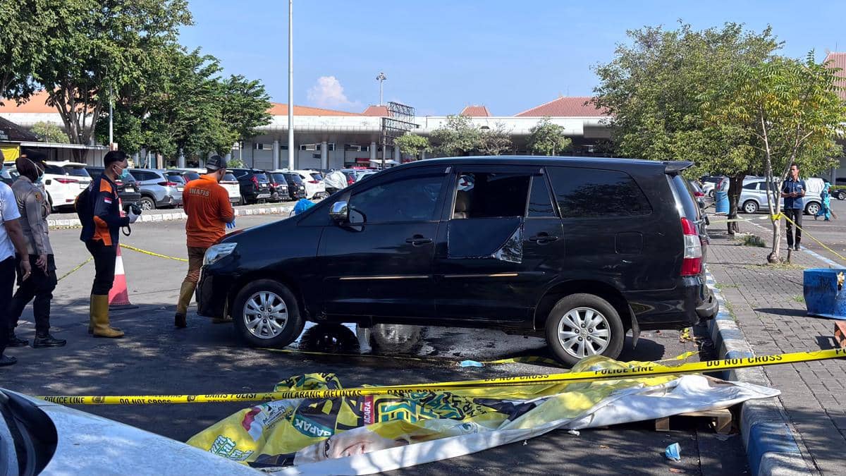Mayat Perempuan Membusuk Dalam Mobil di Bandara Juanda Sudah Berhari-hari