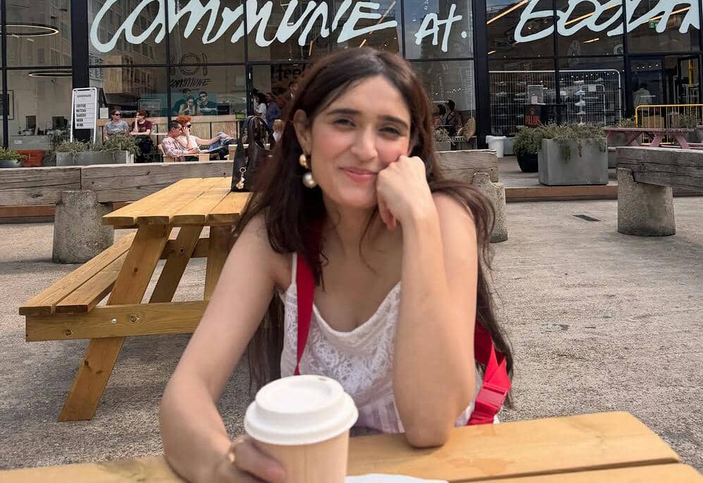 9 Potret Pankhuri Awasthy Liburan di London, Mengunjungi Chinatown