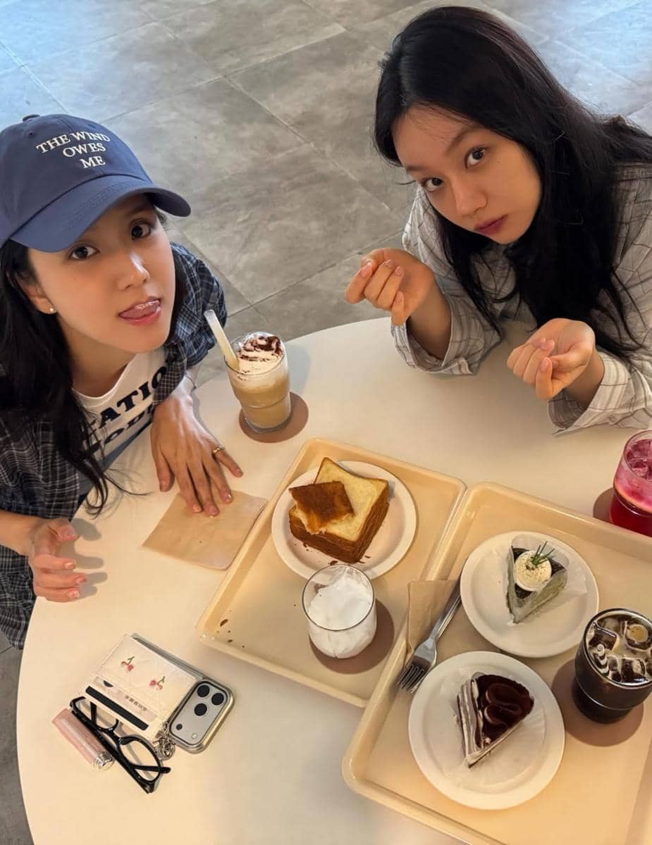 potret Jisoo BLACKPINK main bareng Hyeri dan Jung Ho Yeon