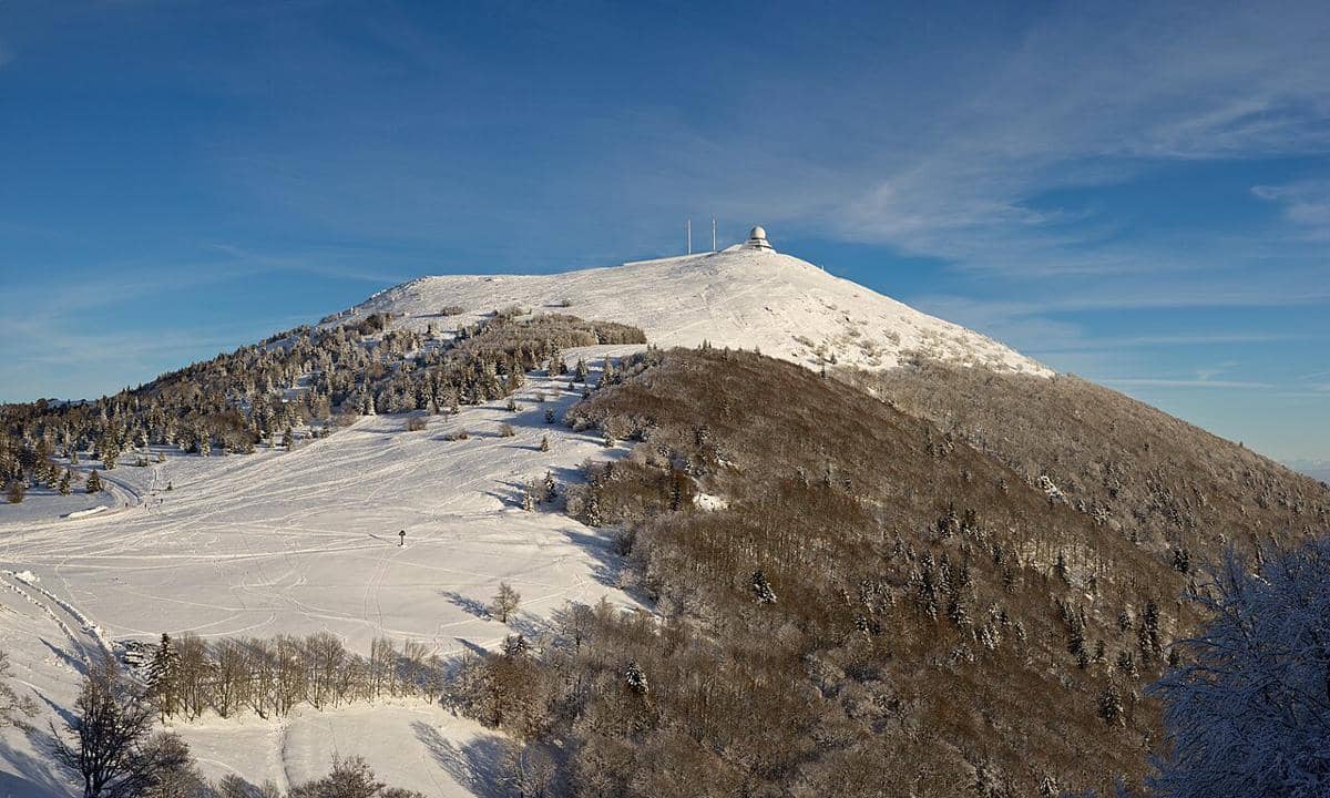 potret puncak Grand Ballon, yang merupakan puncak tertinggi Pegunungan Vosges