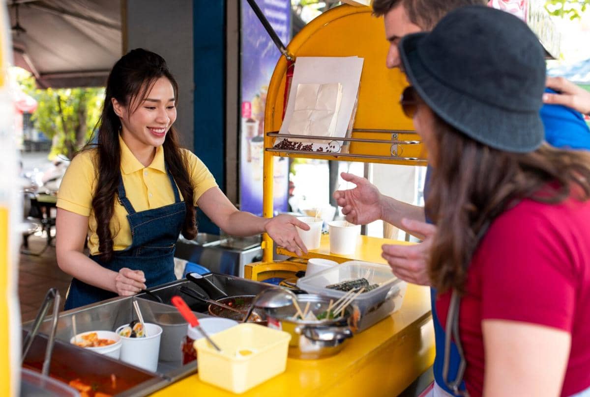 ilustrasi booth makanan ringan