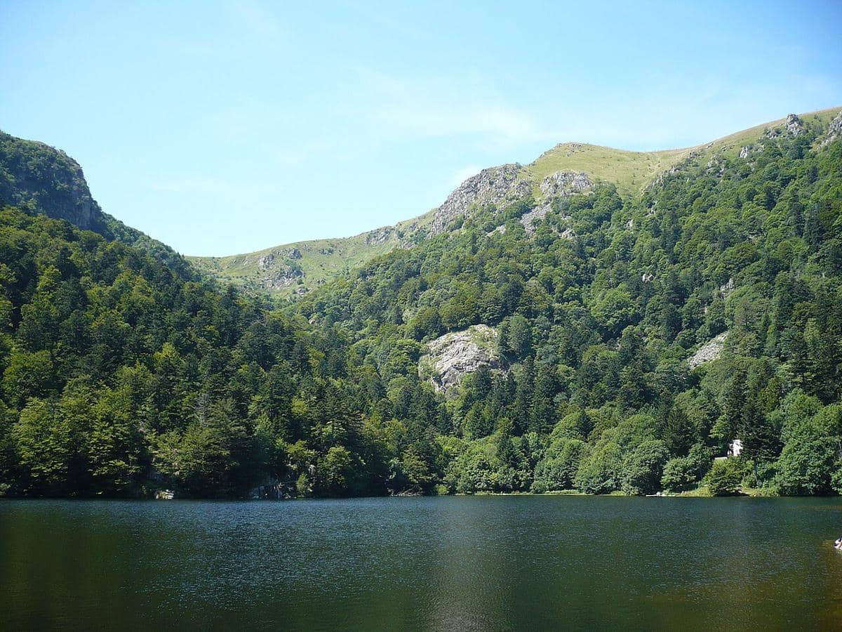 potret Danau Lac de Schiessroth, salah satu Danau glasial di wilayah Pegunungan Vosges 