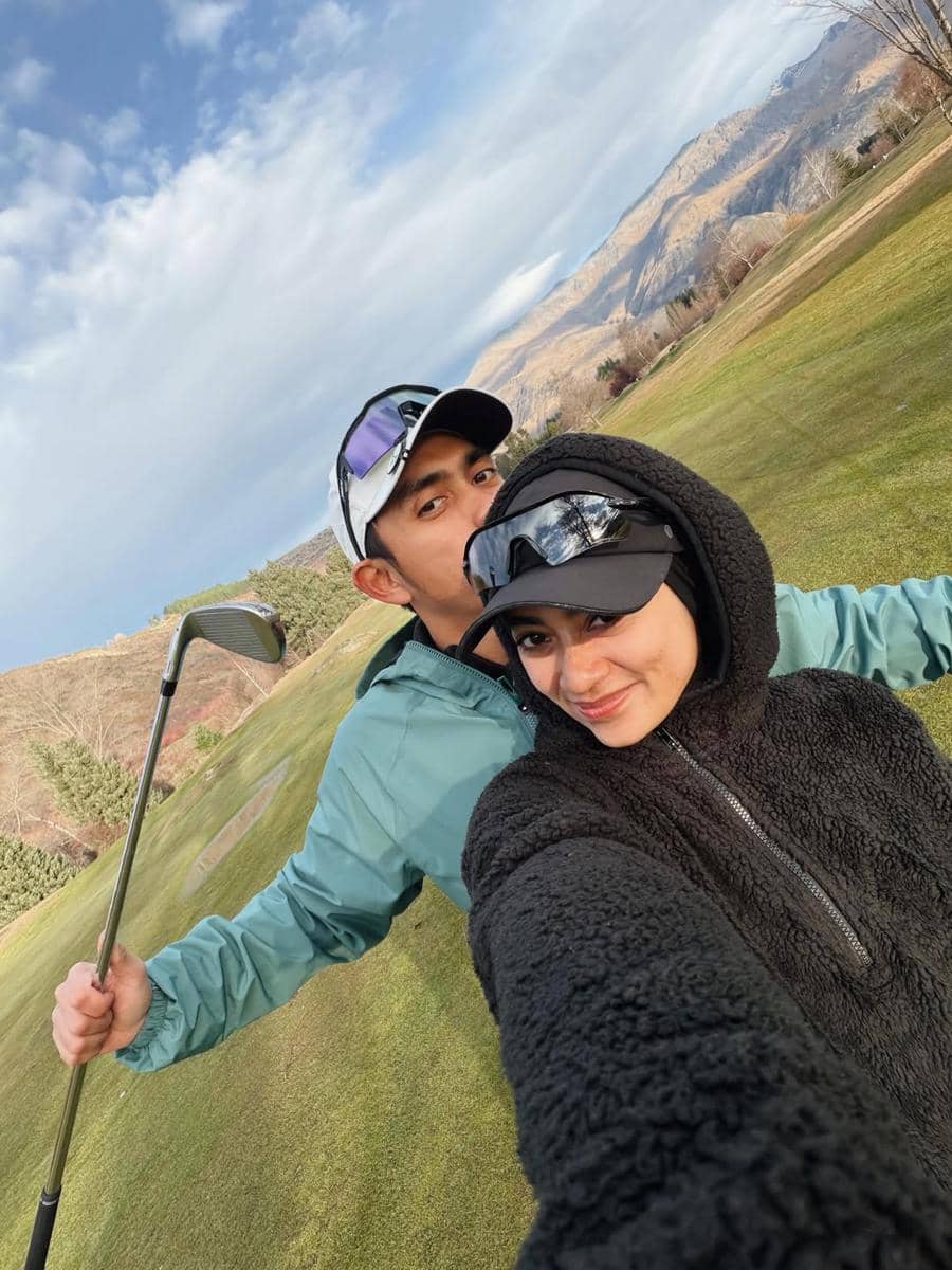 Ayudia Bing Slamet main golf di New Zealand