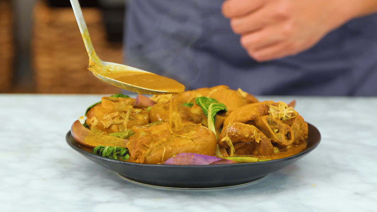Resep Kare-Kare Khas Filipina, Daging Berkuah Kacang yang Kaya Rempah dan Lezat