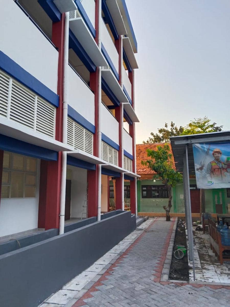 Puluhan Sekolah di Surabaya Direhab, Toilet Duduk Diperbanyak