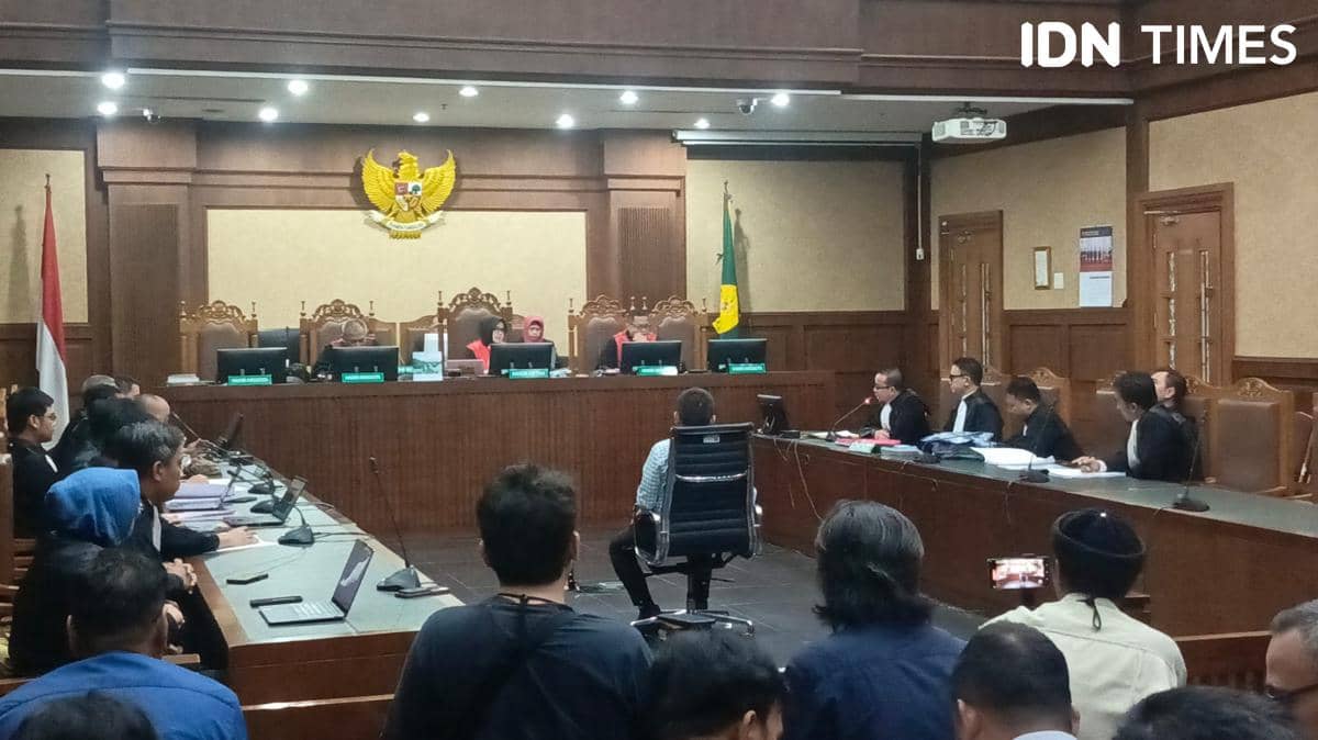 Eks Ketua Ombudsman Hery Susanto Didakwa Korupsi Nikel Rp4,8 Miliar