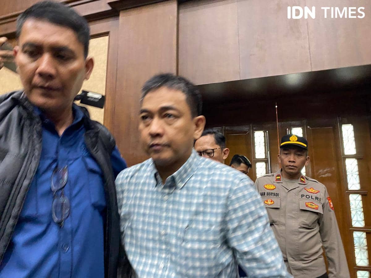 Didakwa Disuap Rp4,8 M, Eks Ketua Ombudsman: Saya Tak Terima Uang 