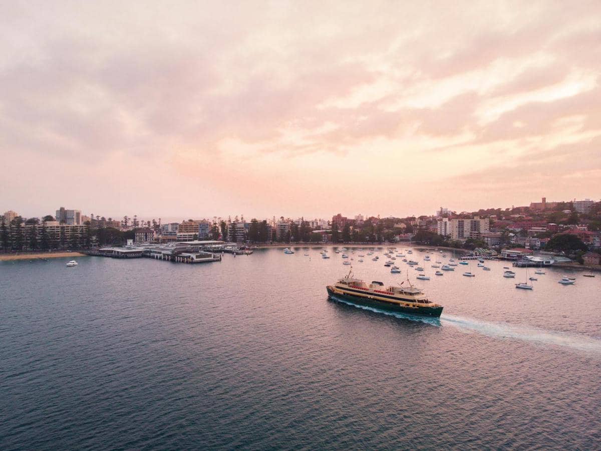 potret kapal feri dari Circular Quay menuju kawasan Manly