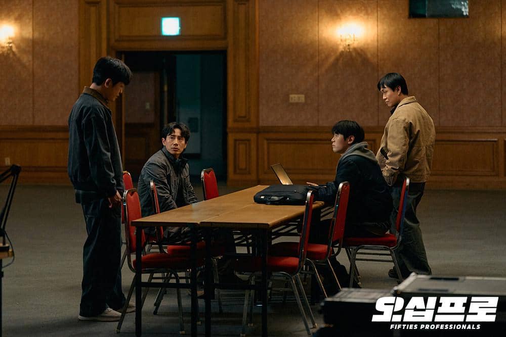 still cuts drama Fifties Professionals
