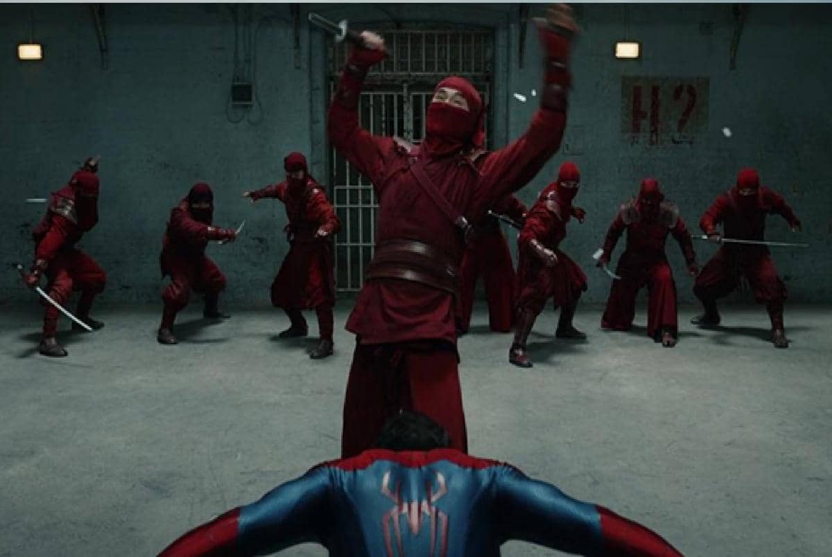 The Hand muncul menyerang Spider-Man