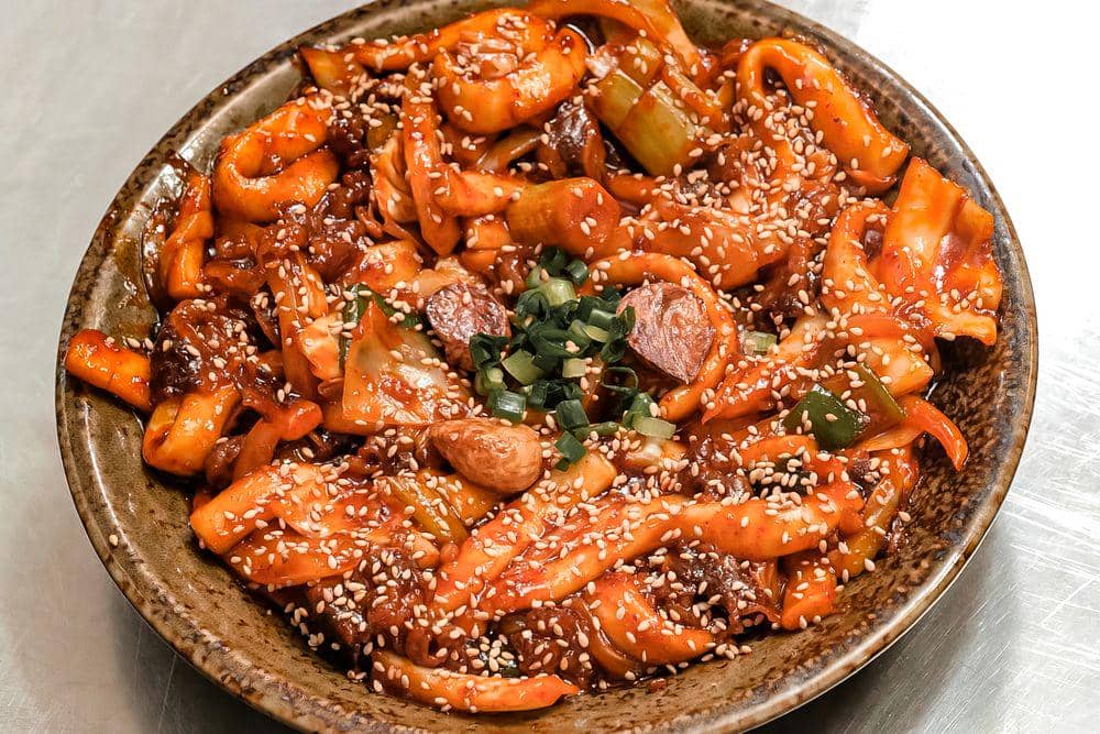 Resep Tteokbokki Kang Song Jae di Drakor The Legend Of Kitchen Soldier