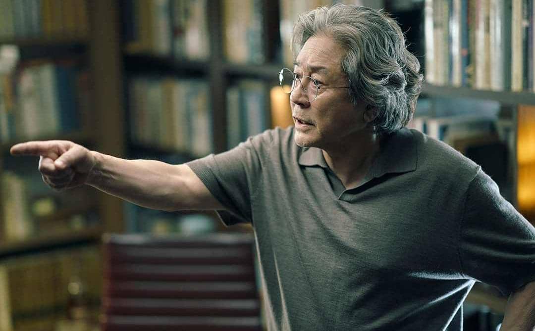 Choi Min Sik di drama Notes from the Last Row