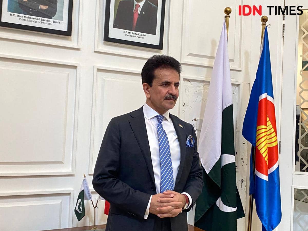 Duta Besar Pakistan untuk Indonesia, Zahid Hafeez Chaudhri. (IDN Times/Marcheilla Ariesta)