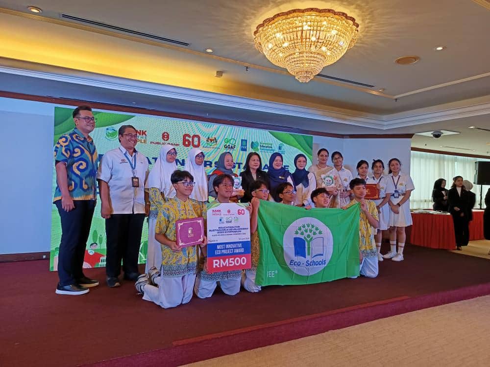 Pelajar Indonesia Menjuarai Kompetisi ESD Symposium di Malaysia 