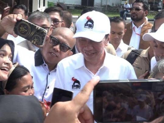 Kedatangan Jokowi di Bandara Internasional Radin Inten II