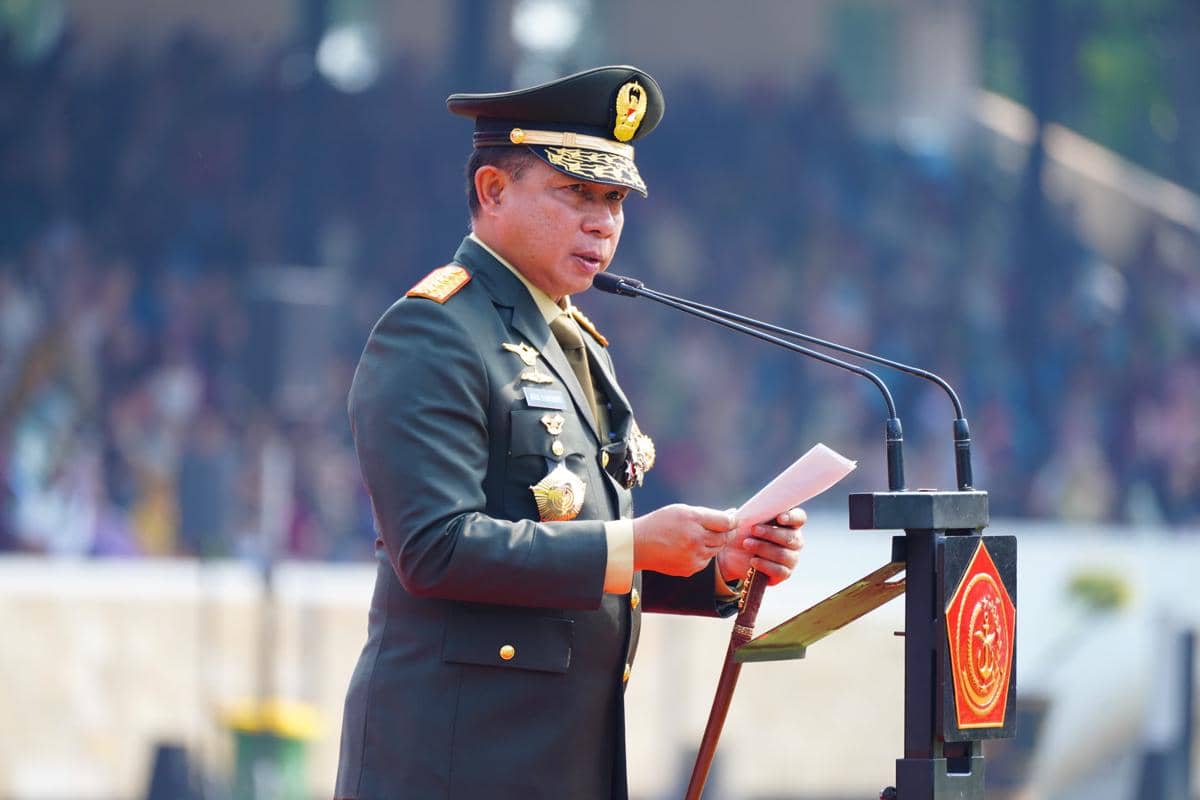 Panglima TNI Sematkan Pangkat Letnan kepada 1.737 Perwira Remaja