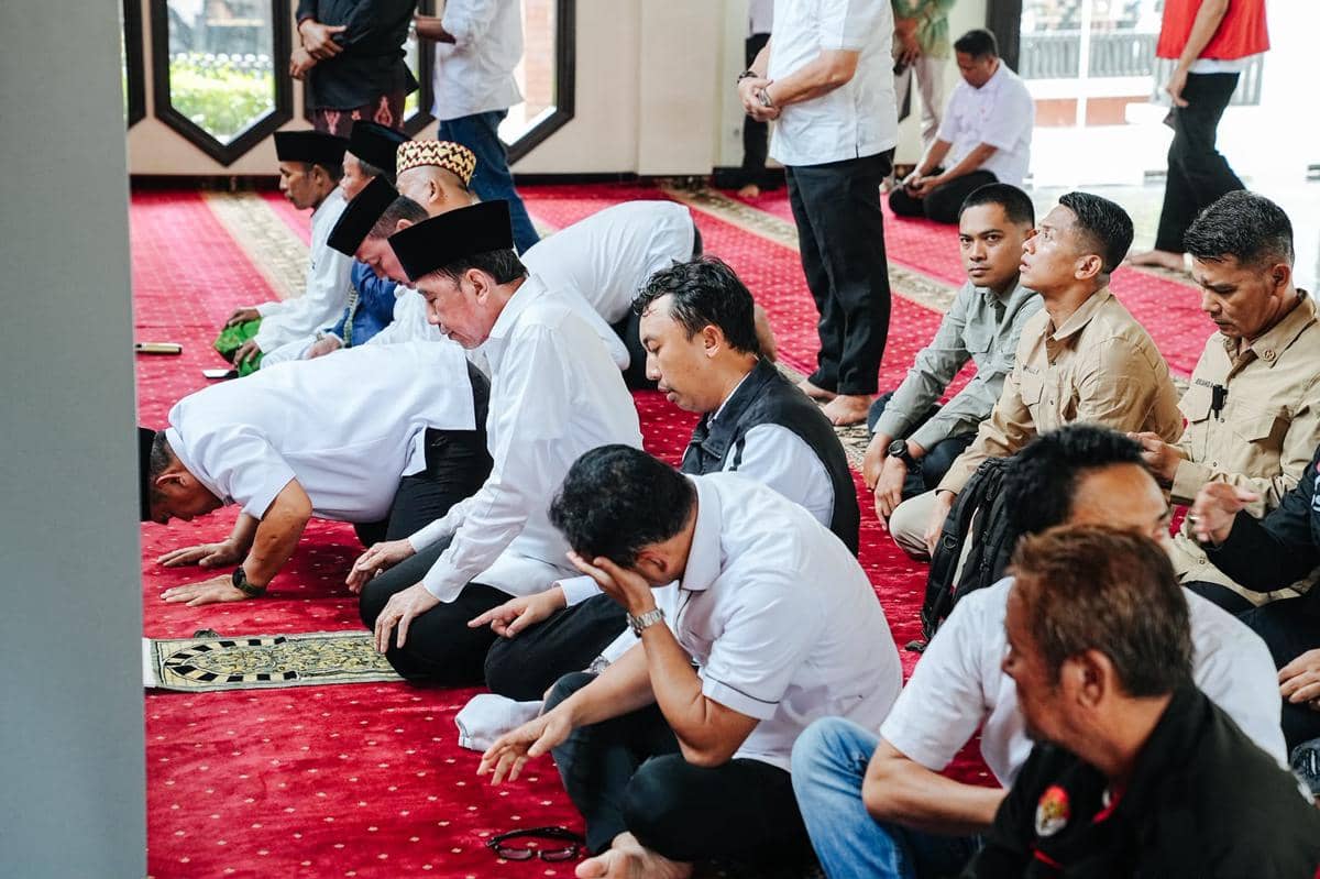 Presiden Ketujuh RI, Joko "Jokowi" Widodo tiba di Bandara Raden Inten II, Lampung pada Jumat (26/6/2026) (Dok. Istimewa) 
