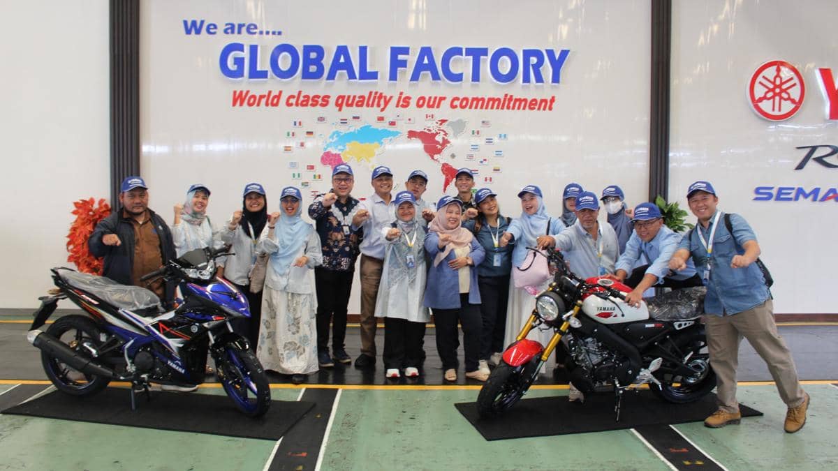 Yamaha Ajak Guru SMK Pelajari Dinamika Industri Sepeda Motor