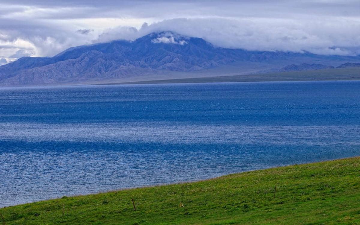 potret Danau Sayram di wilayah Otonomi Xinjiang