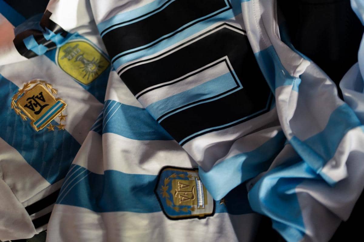 ilustrasi jersey yang kusut