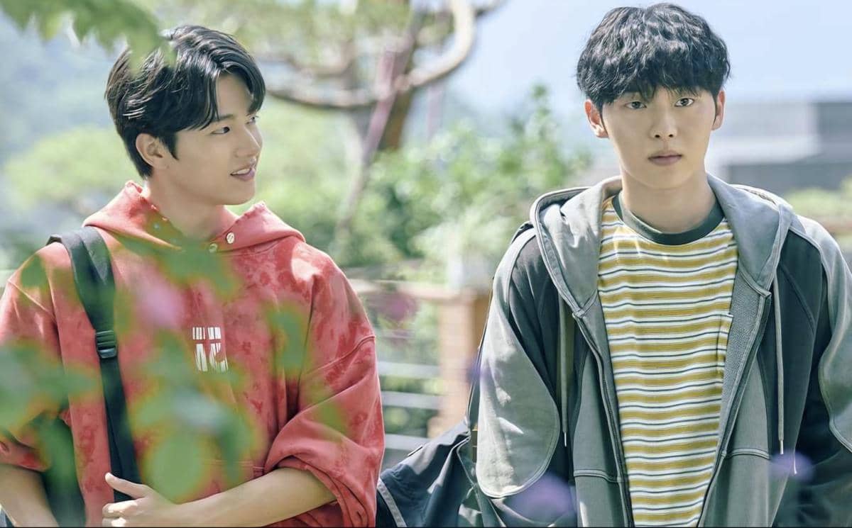 Lee Jin Woo dan Choi Hyun Wook di Notes from the Last Row 