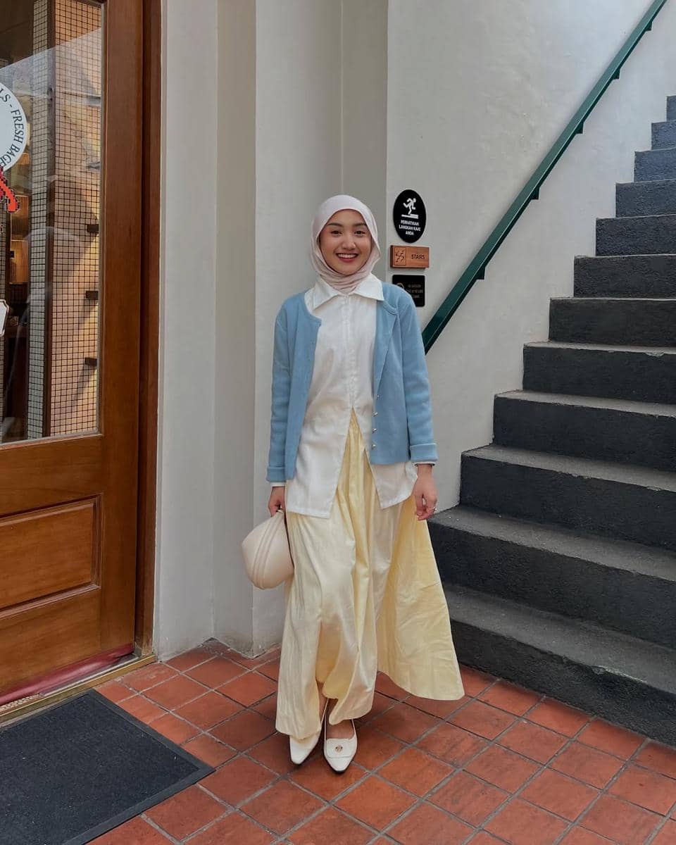 OOTD Kemeja dan Cardigan ala Thafanya Sabila