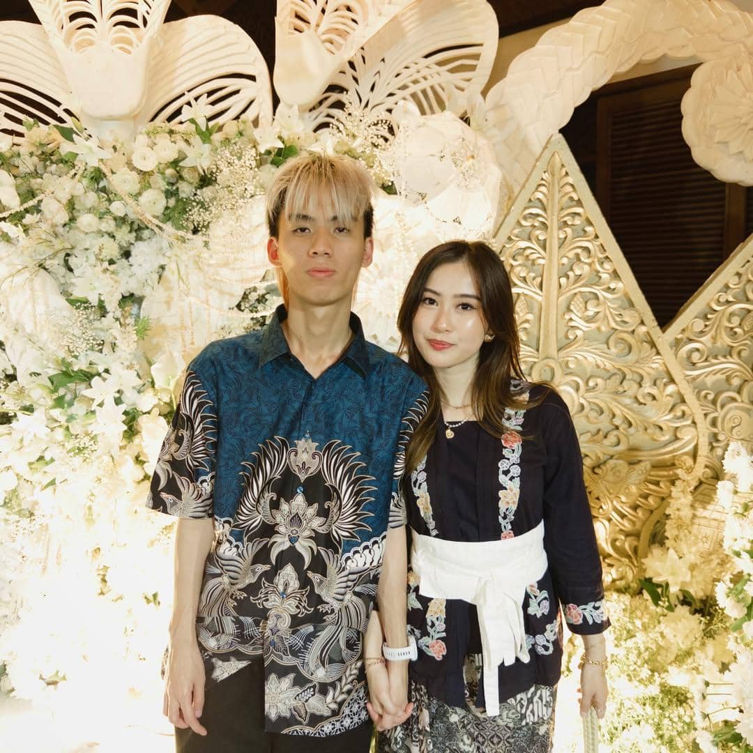 Gaya OOTD Couple Yuka Theo dan Michelle