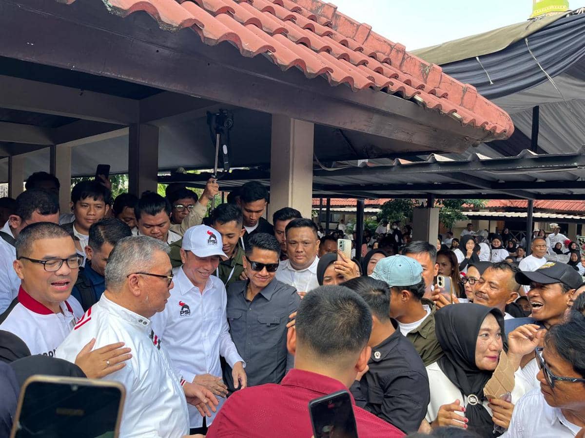Jokowi saat blusukan ke UMKM di Kotagajah Lampung Tengah