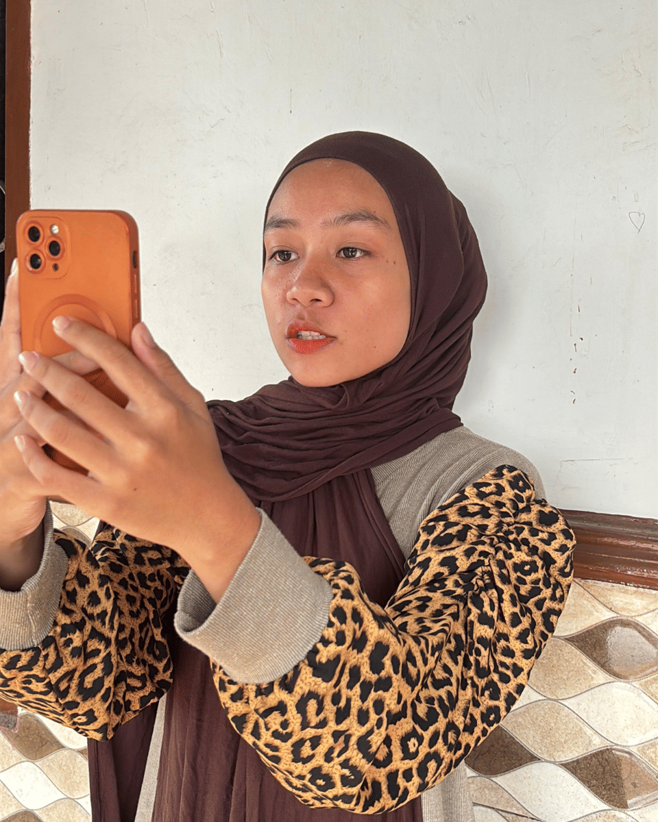 Kisah Ulva, Ibu Muda Palembang Bangun Karier Kreator Konten Berkat Tri