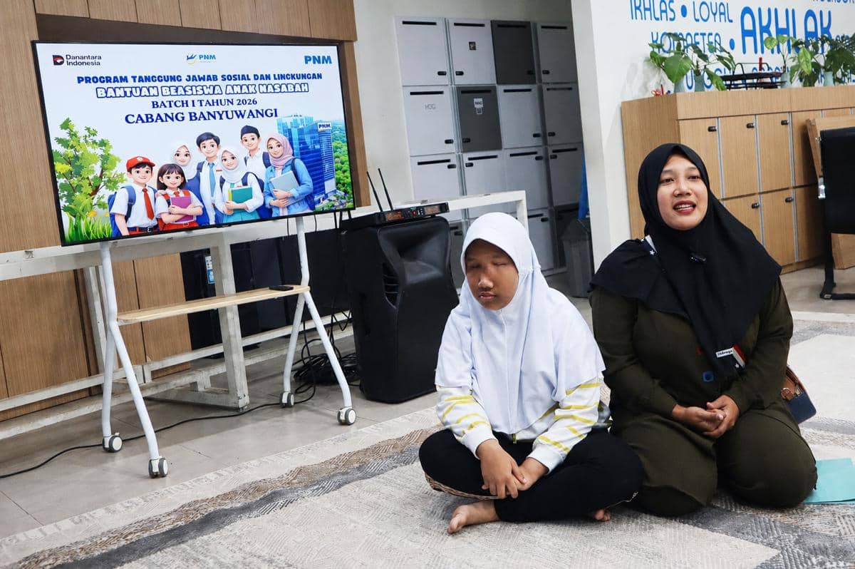 1.590 Anak dari Keluarga Prasejahtera Terima Beasiswa Pendidikan (Dok. PNM
