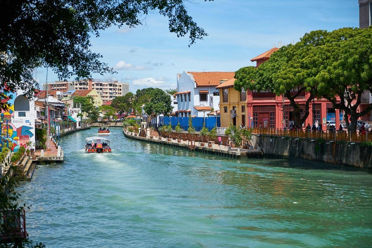 Estimasi Budget Liburan 5 Hari di Melaka Malaysia