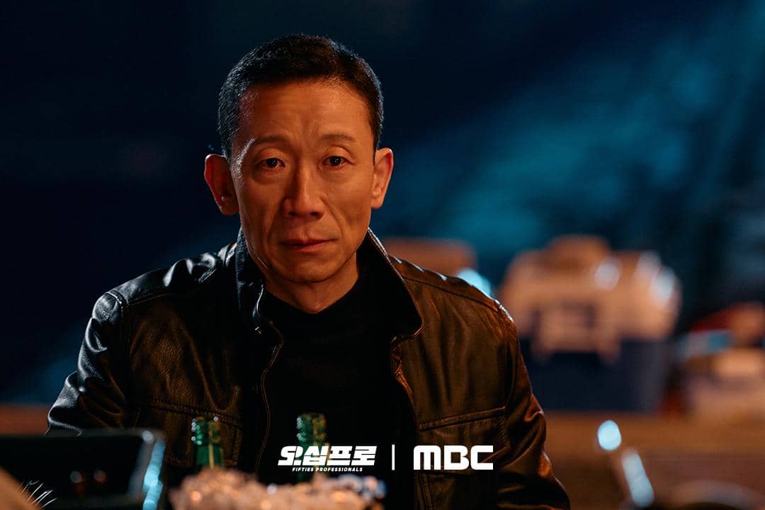 Jung Suk Yong di Fifties Professionals 