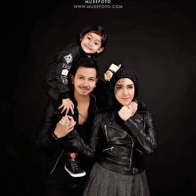 Pemotretan Prewedding Artis Ajak Anak (instagram.com/sonnyseptian)